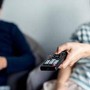 Ascolti tv, 'Makari' torna su Rai1 e vince la serata con il 19,6%