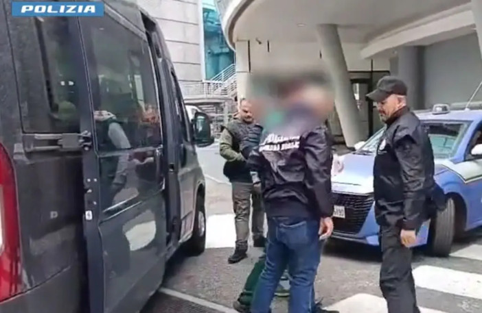 Catturato a Londra il boss dello spaccio, gestiva l’impero della droga da Roma