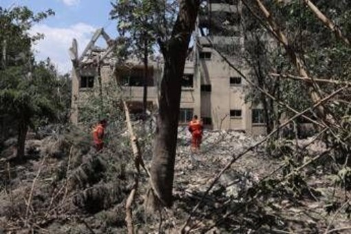 Israele, il ministro Sa'ar sulle ragioni dell'attacco all'Iran: &quot;Nove bombe atomiche in produzione&quot;