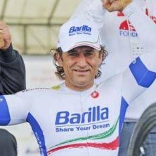 Funerali Zanardi, l'omelia di Don Pozza e l'aneddoto sulla 'lezione in autogrill'