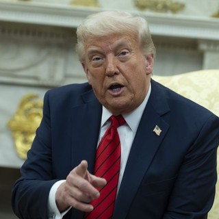 Trump “Dazi al 50% contro Ue dal primo giugno”