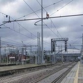 Caos a Ventimiglia, fulmine manda in tilt la sala comando della stazione: stop ai treni