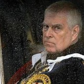 Caso Epstein, arrestato ex principe Andrea
