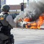 Proteste per raid anti-migranti, Trump invia la Guardia Nazionale a Los Angeles