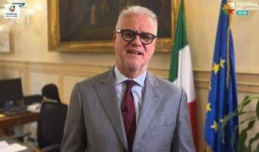 Lavoro, Zangrillo: "Priorità assoluta per governo, Festival luogo confronto"