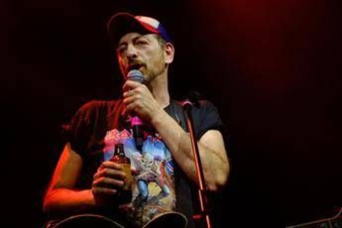 Giancane investito da un'auto a Roma: "Non posso suonare la chitarra"