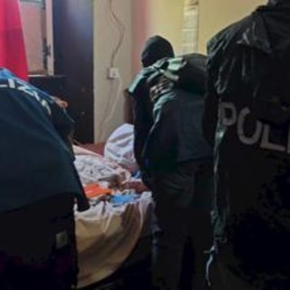 Sabotaggi a ferrovie, arrestati 7 componenti cellula terroristica di matrice anarchica