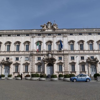 Fine vita, Consulta “Inammissibile farmaco somministrato da altri”