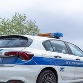 Roma, scontro tra auto e moto: muore 22enne in via Ostiense