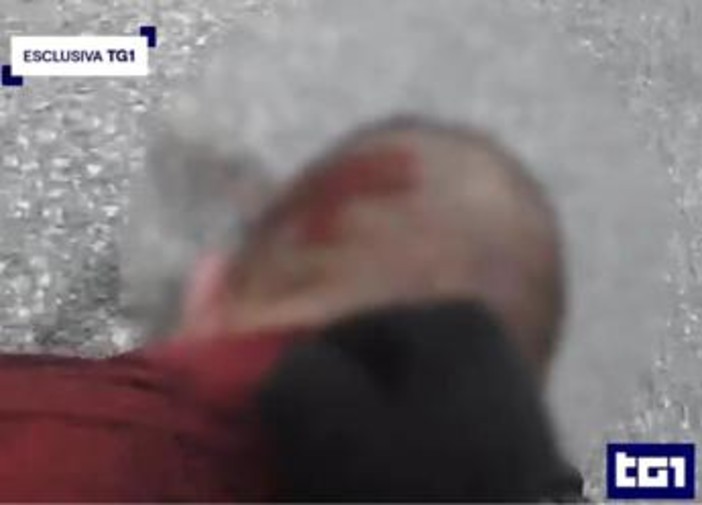 Caso Fakir, Tg1: fotogramma da bodycam poliziotto mostra ferita sulla nuca