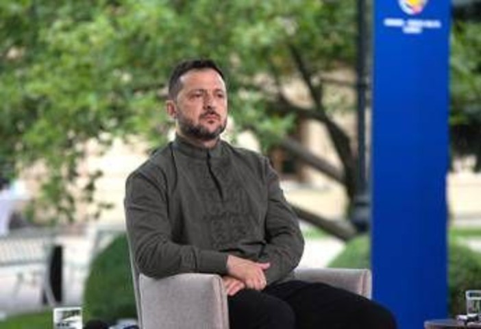 Ucraina, Zelensky: "Witkoff e Kushner a Kiev e Mosca nei prossimi giorni, ci sono già le date provvisorie"
