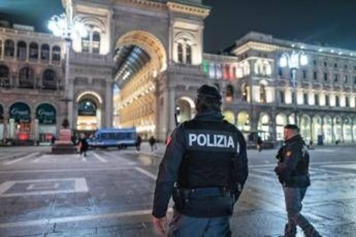 Milano, sparatoria in centro: ferito un uomo di 42 anni
