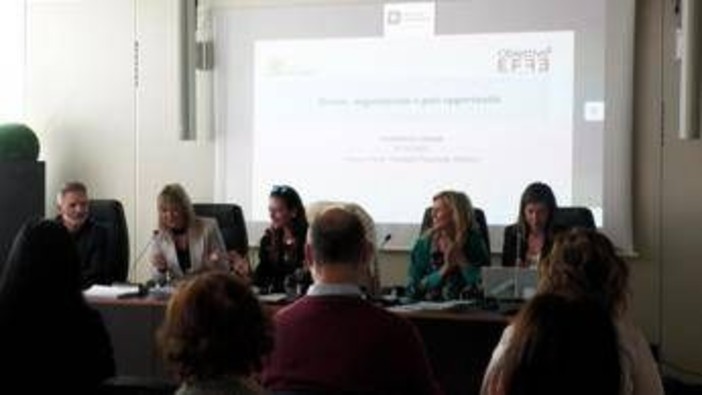 Pari opportunità, ricerca Milano-Bicocca: ragazze si sottovalutano nella negoziazione Pari opportunità, ricerca Milano-Bicocca: ragazze si sottovalutano nella negoziazione