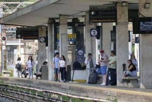 Sciopero treni 11 giugno, confermano stop dei sindacati base: circolazione ferroviaria a rischio