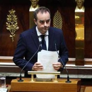 Francia, Lecornu: &quot;Riforma delle pensioni sospesa fino alle presidenziali&quot;