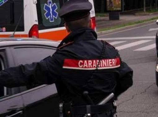 Napoli, 15enne accoltellato all'uscita da scuola: aggredito da un gruppo di coetanei