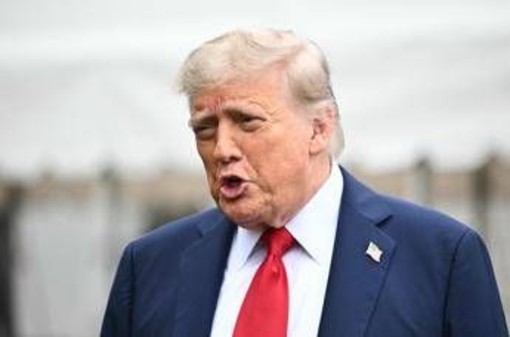 Iran, Trump: &quot;Siti nucleari annientati&quot;. Raid di Israele nell'ovest del Paese