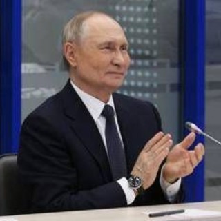 Putin, vertice con l'inviato di Trump. Zelensky: &quot;Russia non vuole pace&quot;