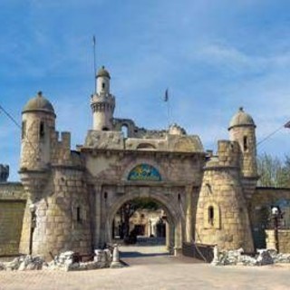 Mirabilandia al fianco di Maratona di Ravenna città d’arte Mirabilandia al fianco di Maratona di Ravenna città d’arte