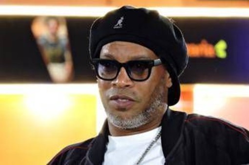 Ronaldinho, conto alla rovescia per l'esordio con il Ravenna, derby con il Forlì accende i sogni dei tifosi